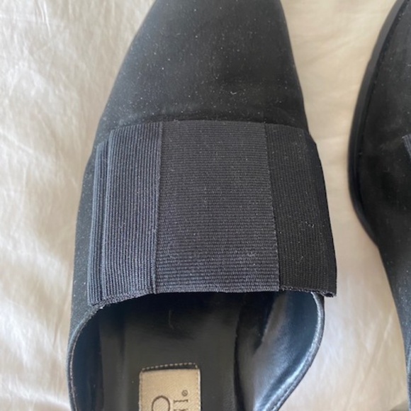 Enzo Black Suede Slides/Mules with Tuxedo Bow SIZE: 8.5 - Picture 3 of 7